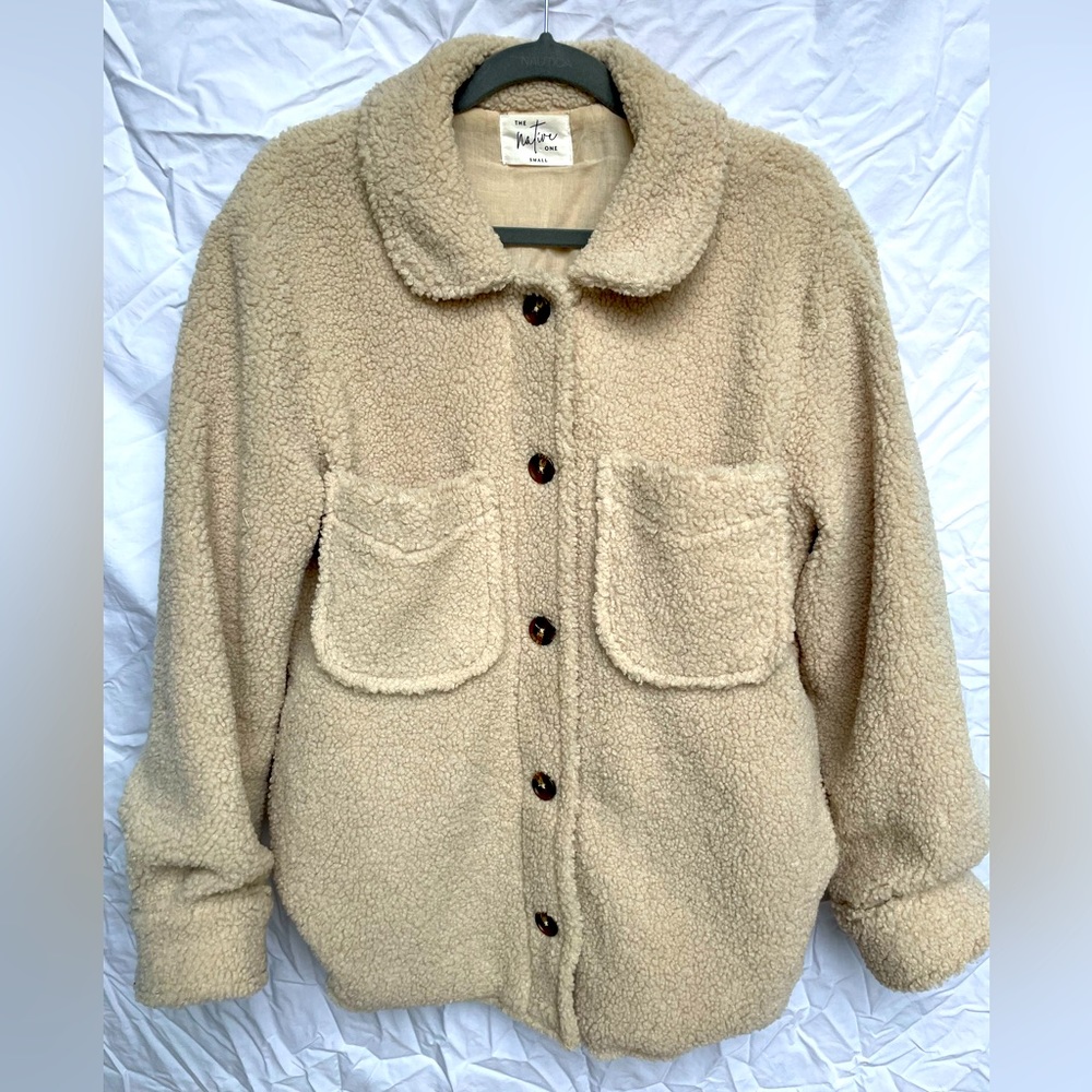 Teddy Oversized Shacket in tan. Worn once. Soo warm and comfy!